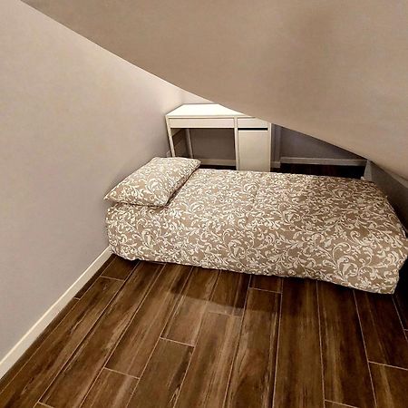 Casa Magnolia Appartement Pomezia Kamer foto