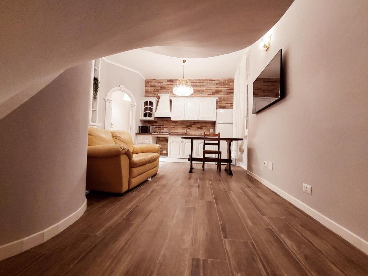 Casa Magnolia Appartement Pomezia Buitenkant foto