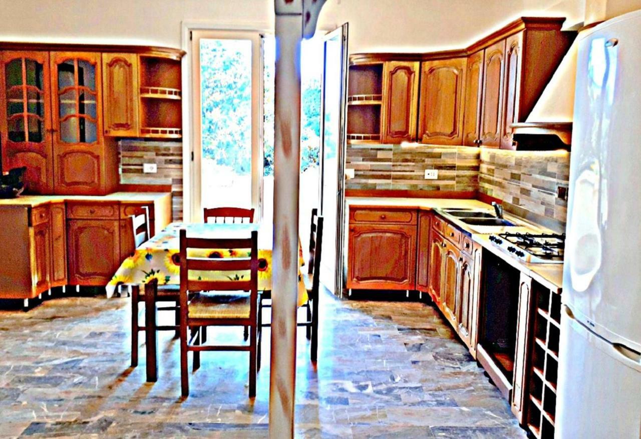 Casa Magnolia Appartement Pomezia Buitenkant foto